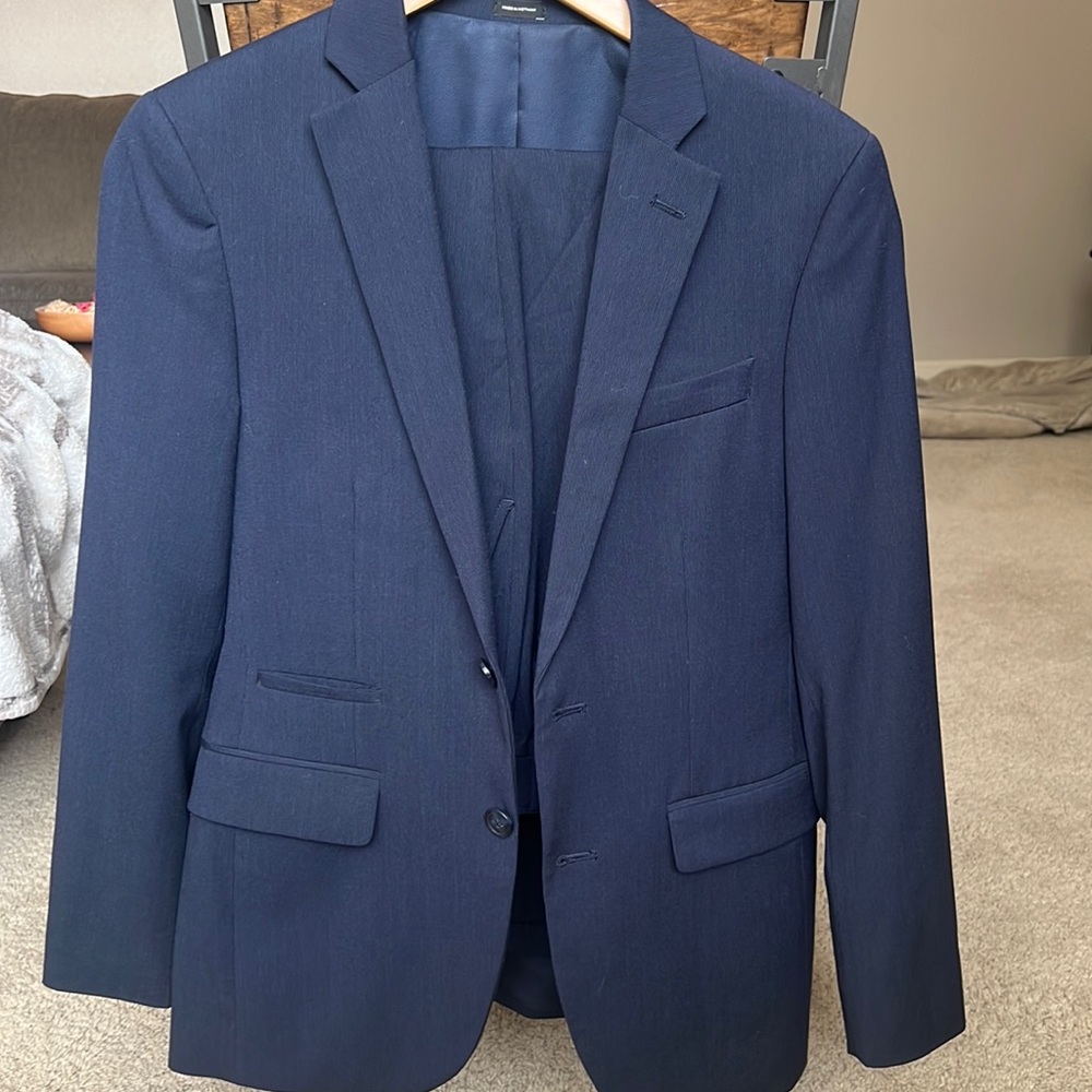 Navy blue 2 piece J. ferrar suit.